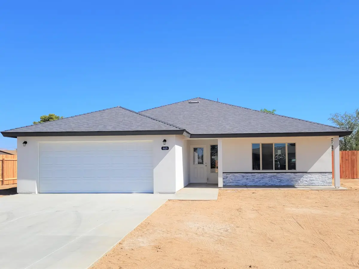 8625 Bay Avenue, California City, CA 93505 - #1