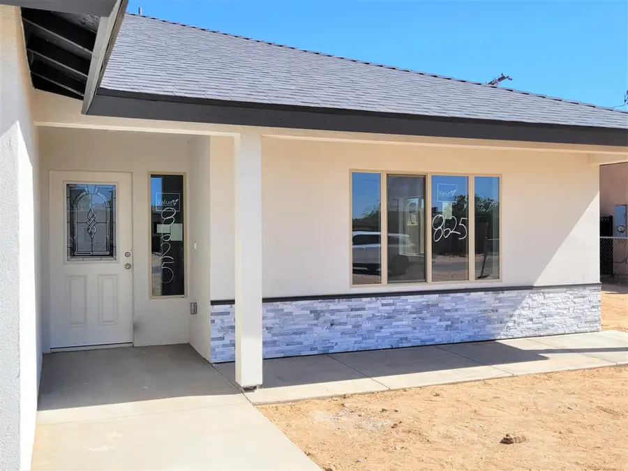 8625 Bay Avenue, California City, CA 93505 - #2