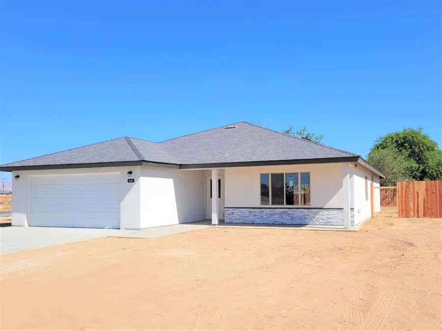8625 Bay Avenue, California City, CA 93505 - #3