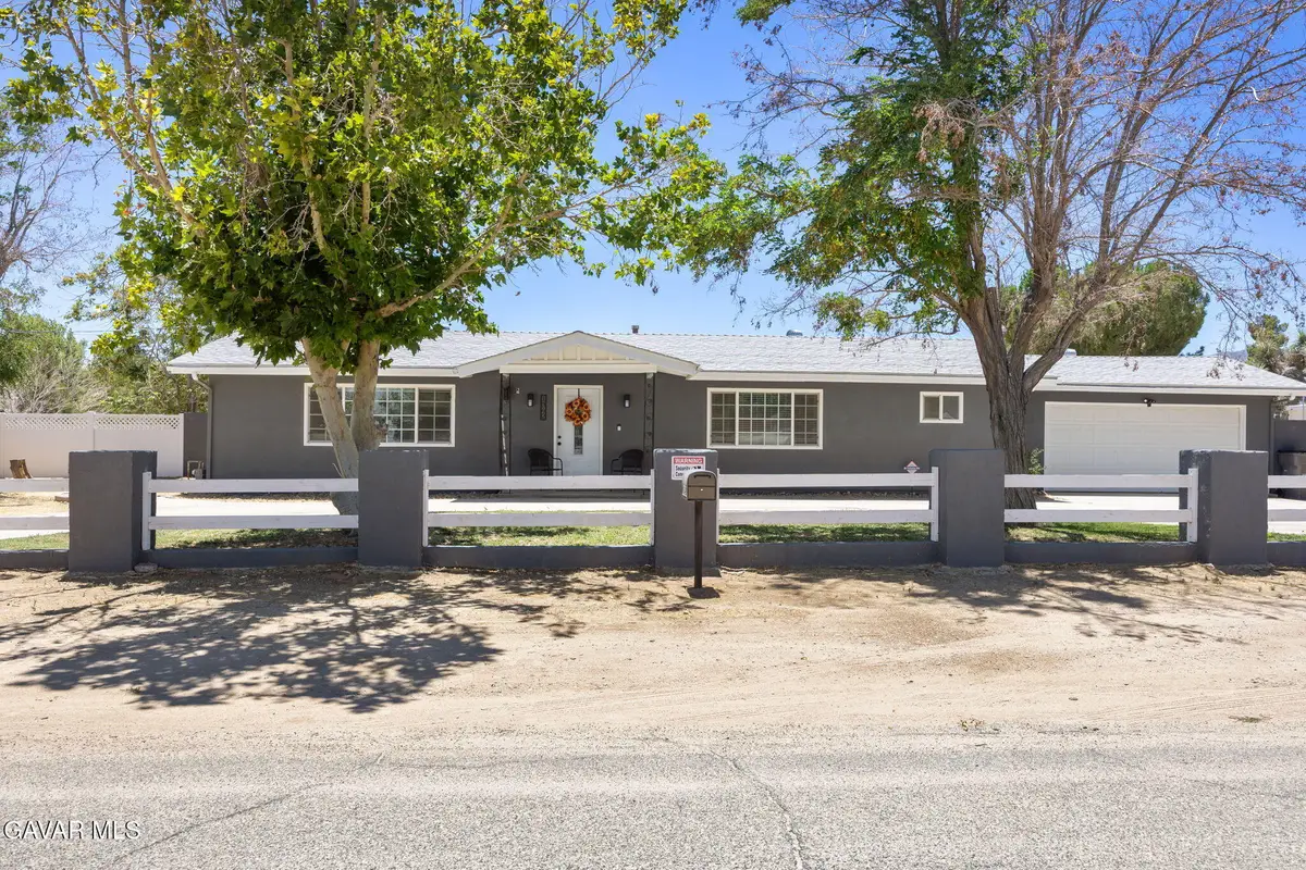 1342 W Avenue O 4, Palmdale, CA 93551 - #1