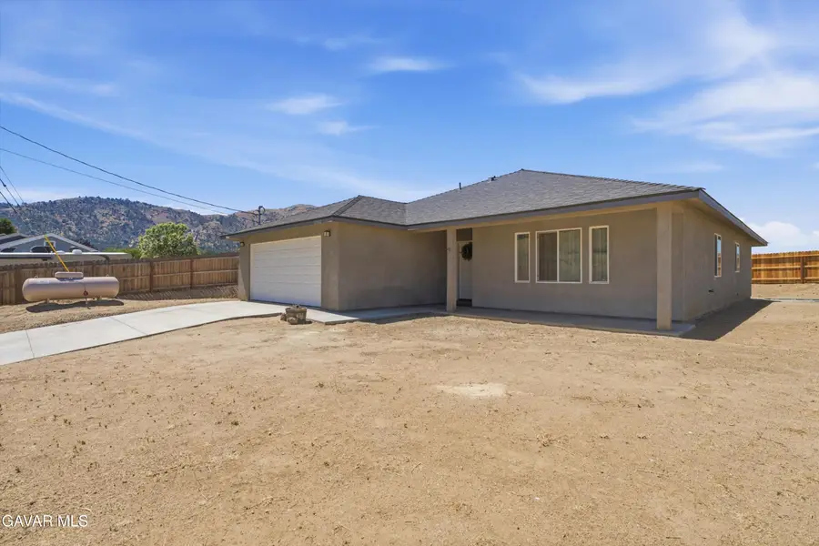 20601 Country Club Drive, Tehachapi, CA 93561 - #3