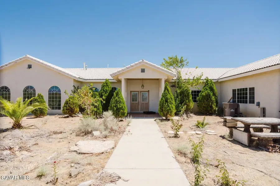 4463 Cloud 9 Avenue, Mojave, CA 93501 - #2