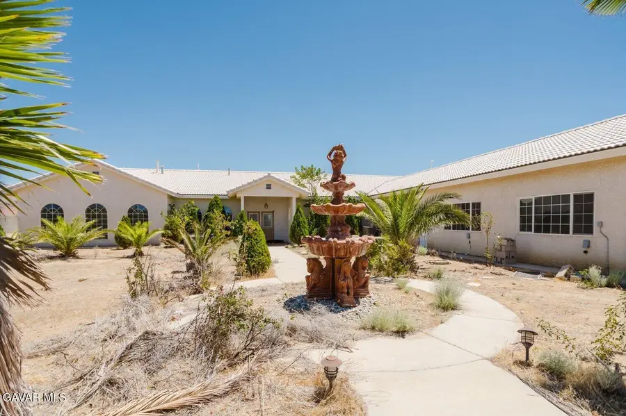 4463 Cloud 9 Avenue, Mojave, CA 93501 - #3