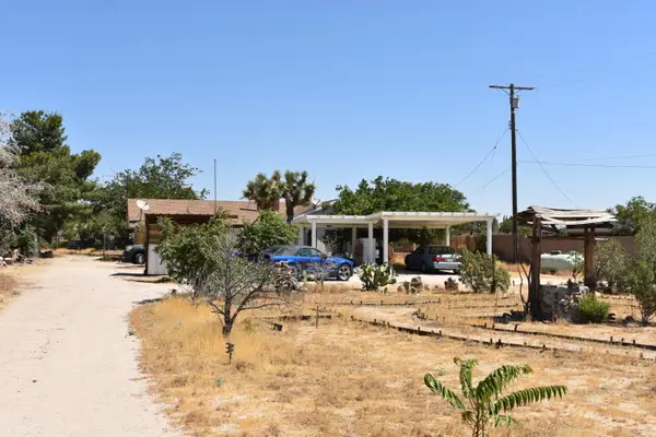 6293 Backus Road, Mojave, CA 93501