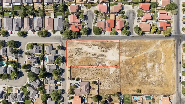 36th St W Cor 36th Stw # J4, Lancaster, CA 93535