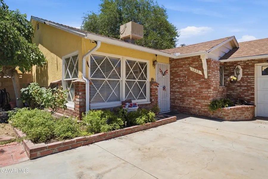 1222 West Avenue J15, Lancaster, CA 93534 - #2