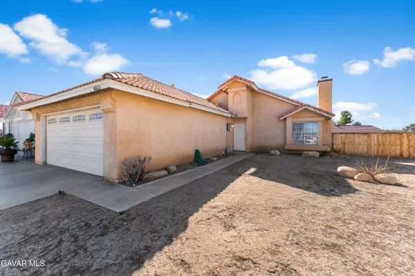 4821 Essex Drive, Palmdale, CA 93552