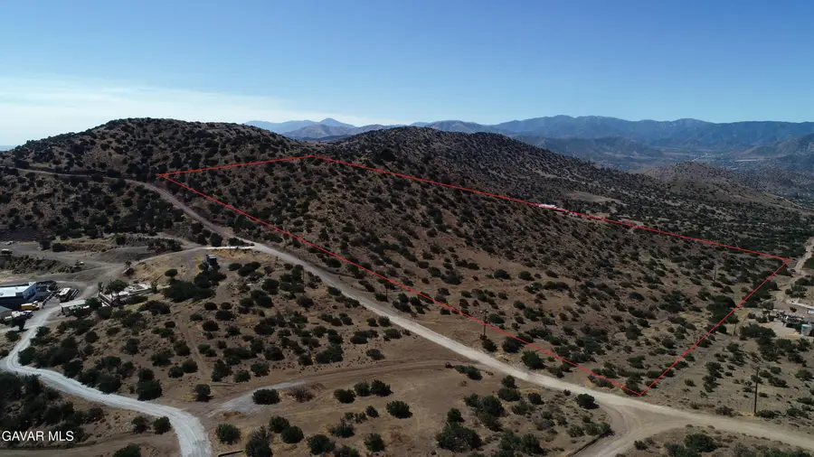 35300 Tuckerway Ranch Road, Palmdale, CA 93551 - #3