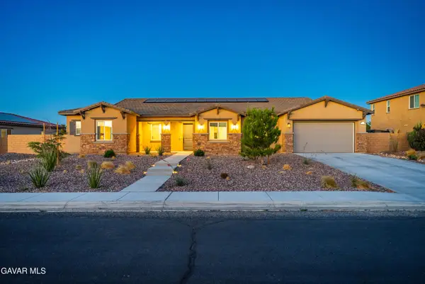 12961 Davona Dale Road, Apple Valley, CA 92308