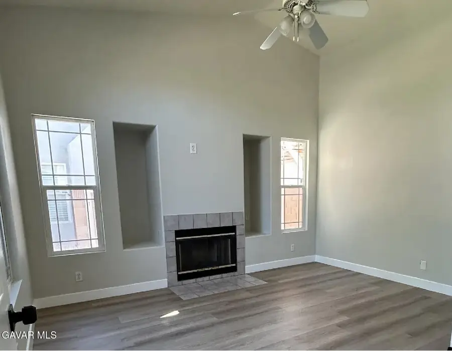 722 E Avenue J6, Lancaster, CA 93535 - #3