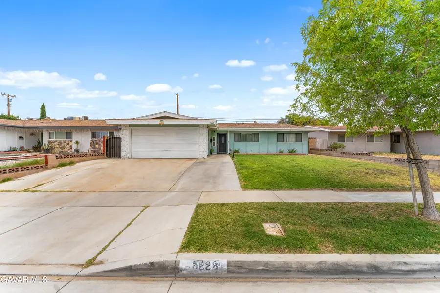 45228 Lorimer Avenue, Lancaster, CA 93534 - #2
