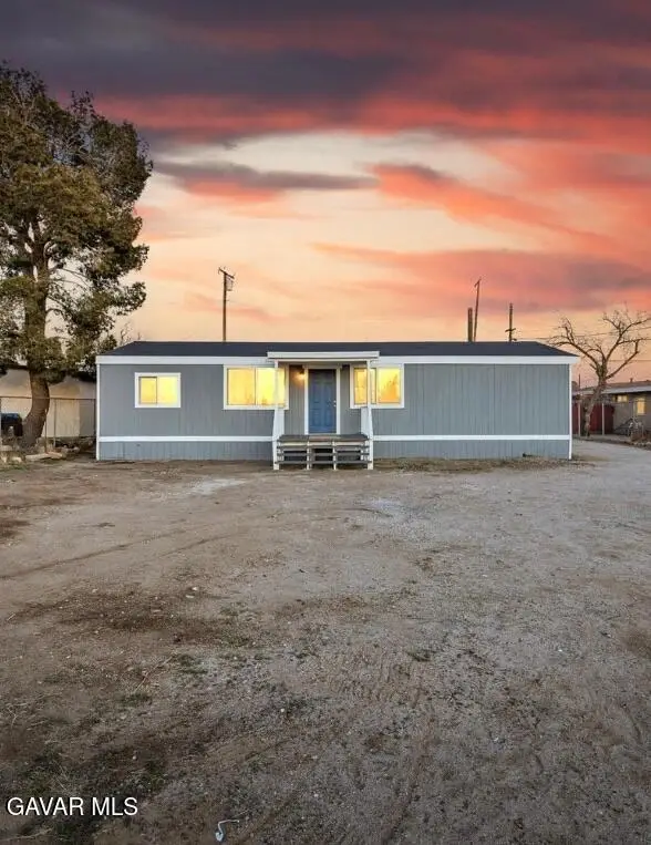 2869 B Street, Rosamond, CA 93560