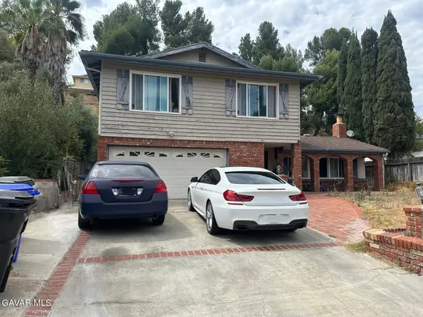 22107 Barbacoa Drive, Saugus, CA 91350