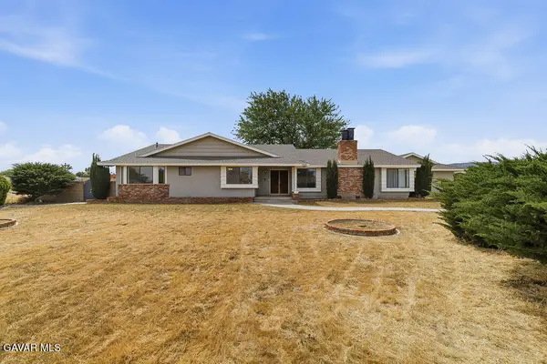 2350 W Avenue M8 Avenue, Palmdale, CA 93551