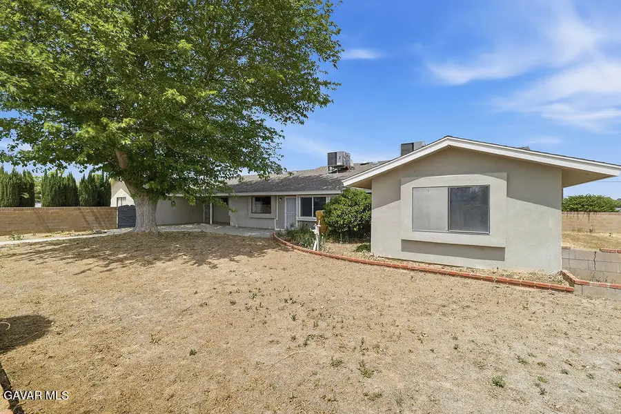 2350 W Avenue M8 Avenue, Palmdale, CA 93551 - #3