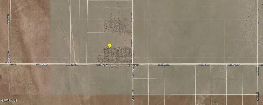 28021 Holiday Ave. Avenue, Rosamond, CA 93560 - #3