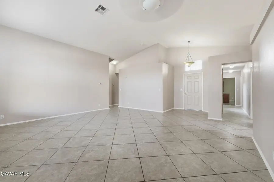 3918 Parkridge Avenue, Rosamond, CA 93560 - #3