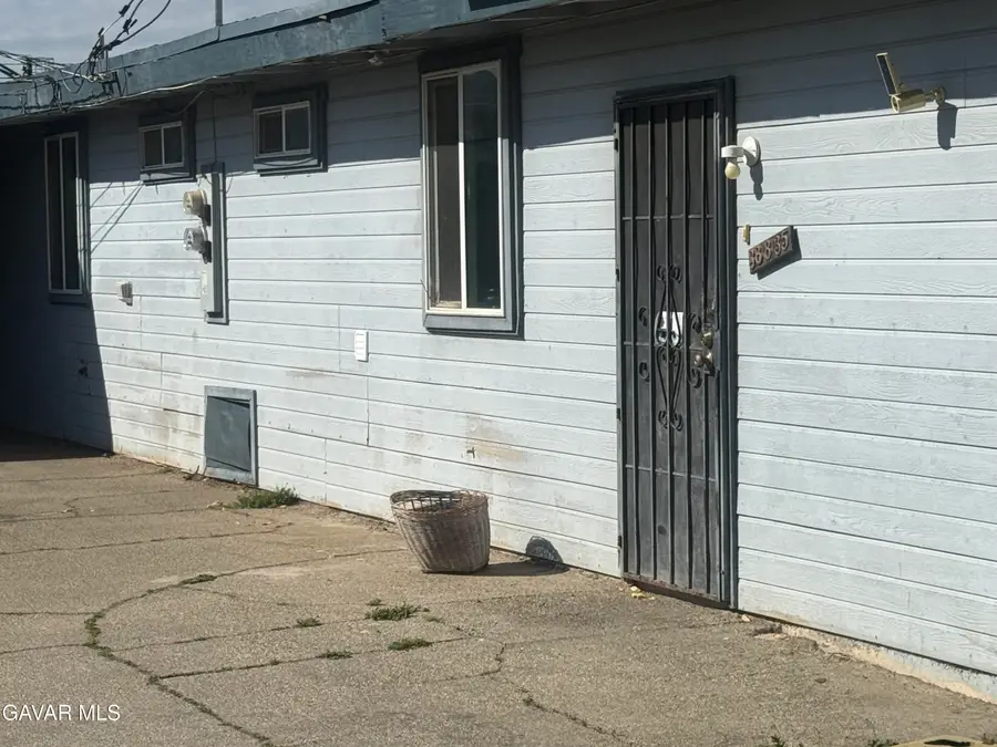 38833 Rambler Avenue #2, Palmdale, CA 93550 - #2