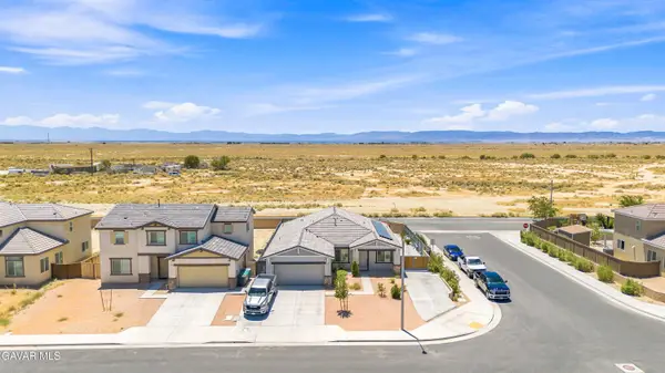 3128 Desert Cloud Avenue, Rosamond, CA 93560