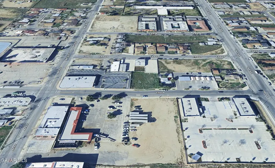 925 E Avenue Q6, Palmdale, CA 93550 - #2