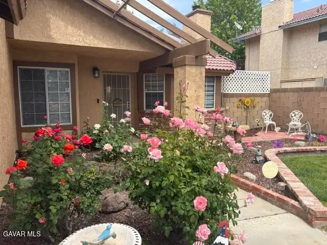 661 E Avenue J10, Lancaster, CA 93535 - #2