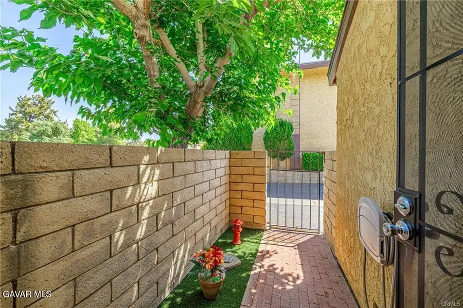 1543 W Avenue L #Unit 1, Lancaster, CA 93534 - #3