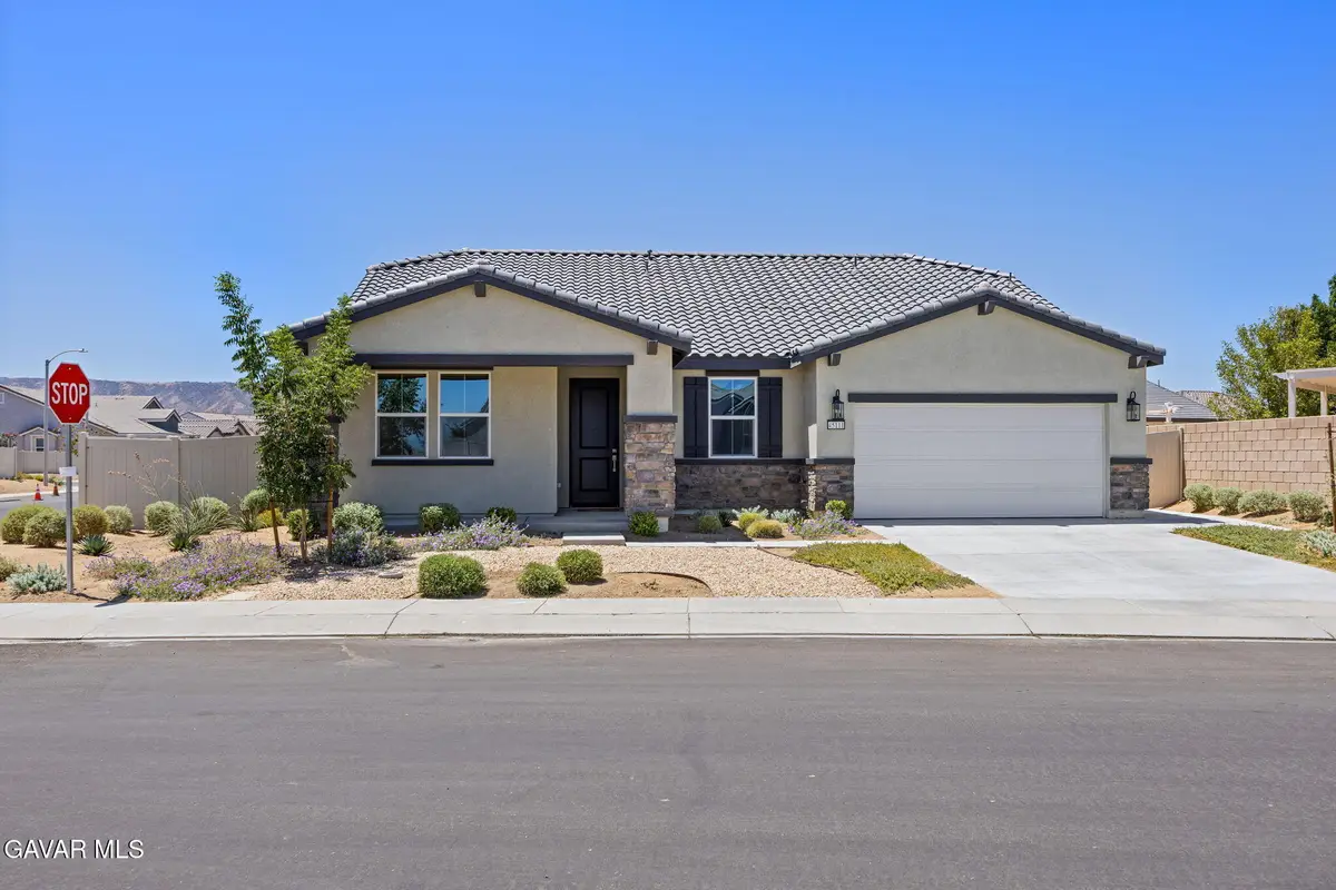 45111 Westview Dr, Lancaster, CA 93536 - #1