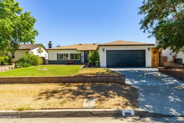 1050 W Avenue J6, Lancaster, CA 93534