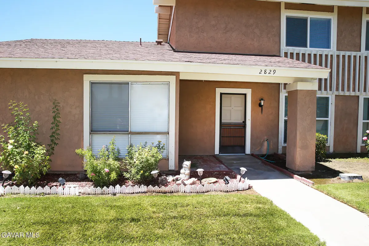2829 W Avenue J4, Lancaster, CA 93536 - #1