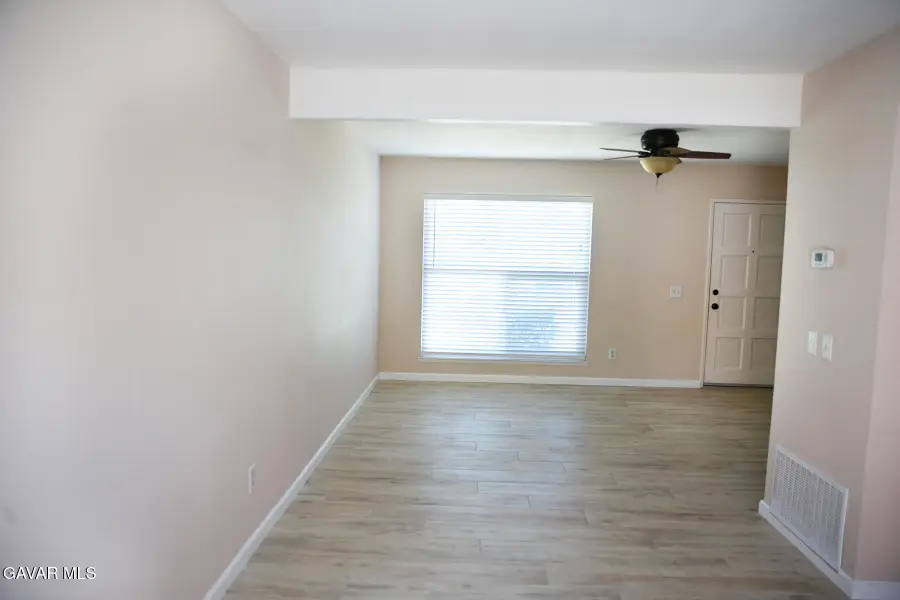 2829 W Avenue J4, Lancaster, CA 93536 - #3