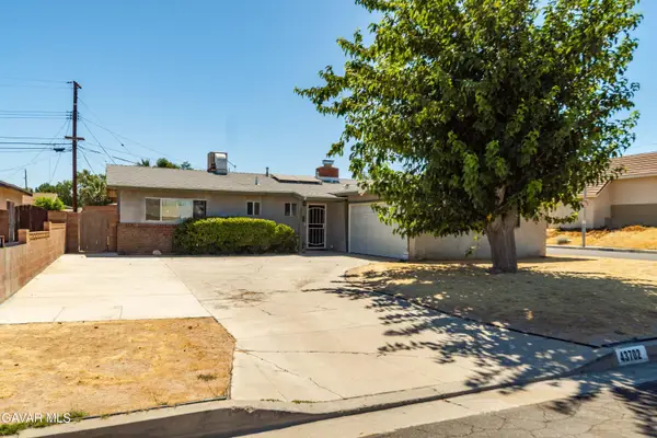 43702 Hardwood Avenue, Lancaster, CA 93534