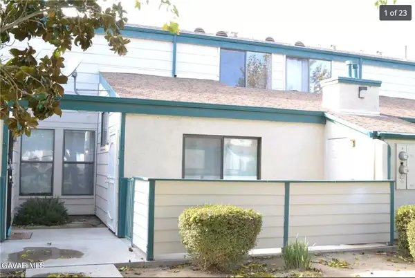 44532 E 15th Street #Unit 5, Lancaster, CA 93535