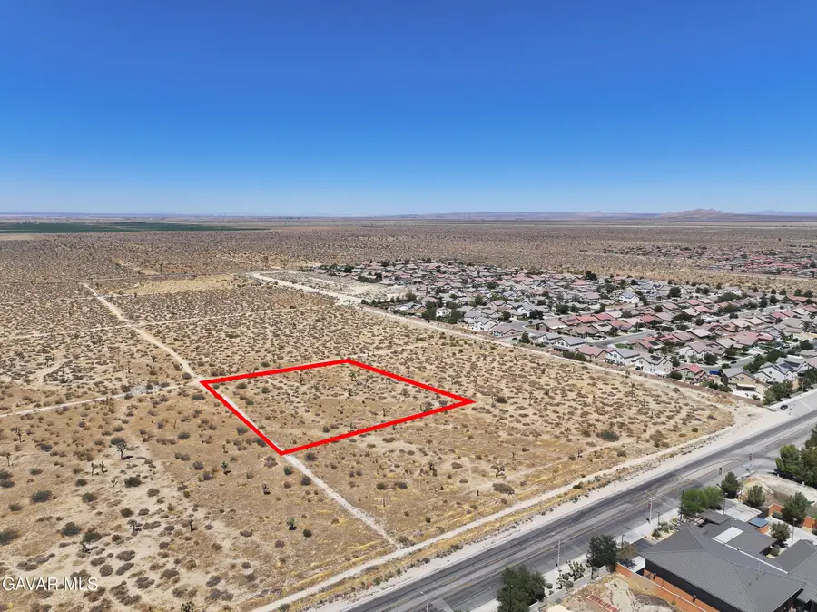 Ave R Vic 57th Ste, Palmdale, CA 93550 - #3