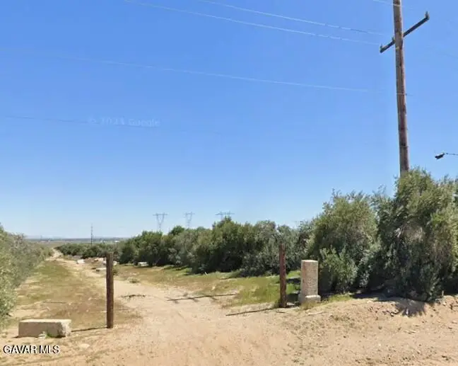 8824 W Avenue K 12, Lancaster, CA 93536 - #3