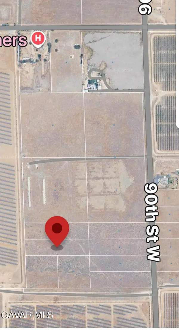 92 W Vic Avenue G6 90 Stw, Lancaster, CA 93536