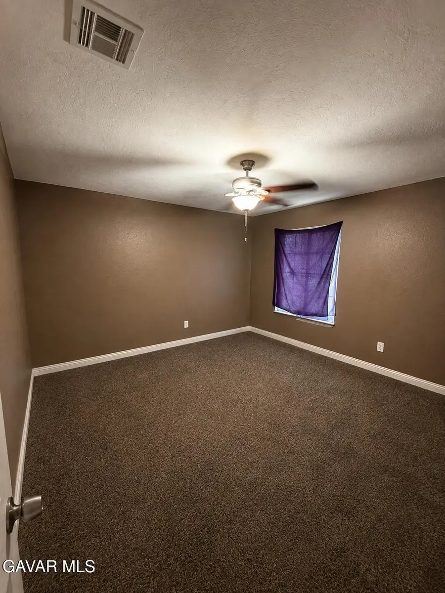 21381 Baldwin Lane, California City, CA 93505 - #3