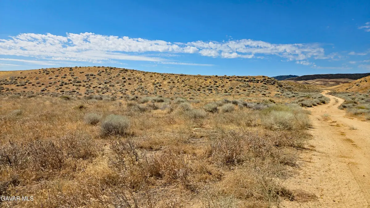 Cor Myrick Canyon Rd & Barset, Lancaster, CA 93536 - #1