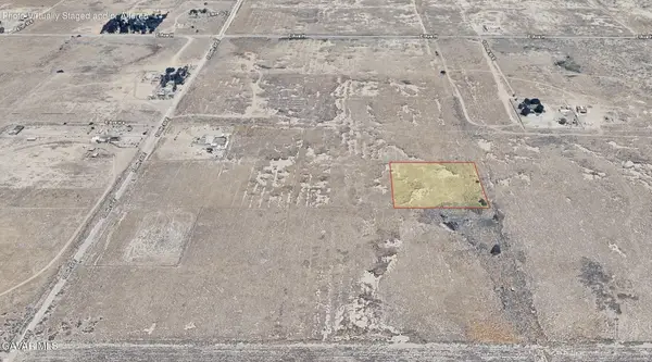 100th St E, Lancaster, CA 93535