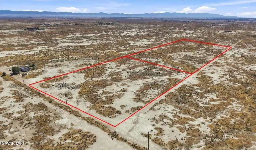4211 40th St. W, Rosamond, CA 93560 - #1