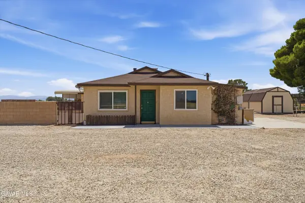 8628 W Avenue E, Lancaster, CA 93536