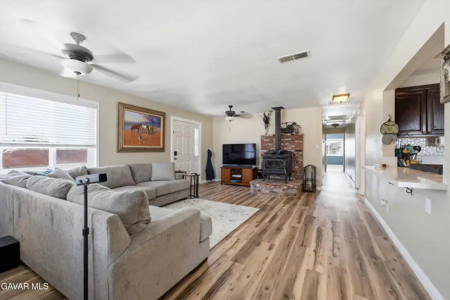 8628 W Avenue E, Lancaster, CA 93536 - #3
