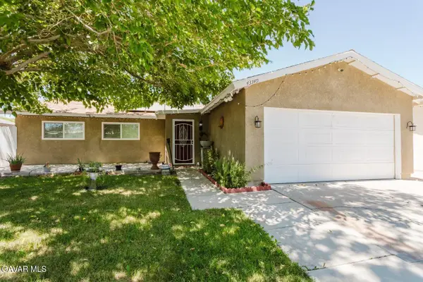 43349 Fenner Avenue, Lancaster, CA 93536