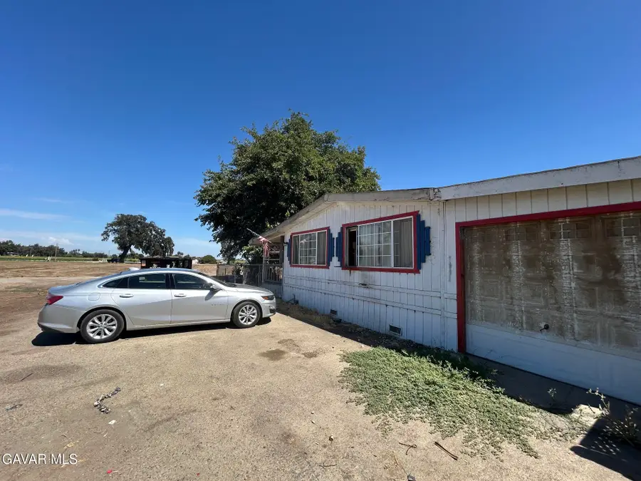 19151 Grangeville Boulevard, Lemoore, CA 93245 - #2