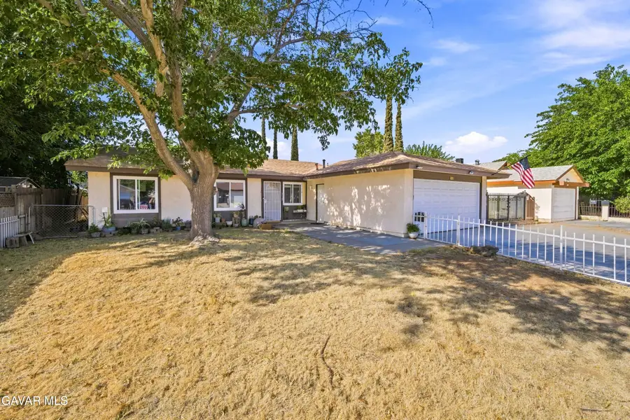 3520 W Avenue K13, Lancaster, CA 93536 - #2