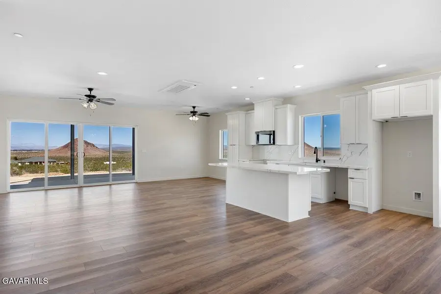 10351 Crest Road, California City, CA 93505 - #2