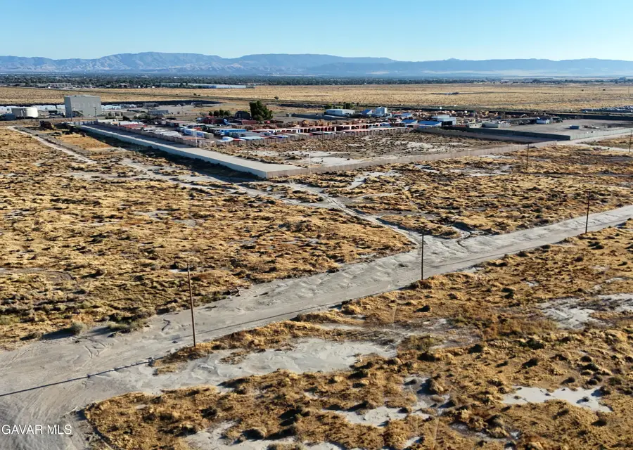 W Ave F-12, Lancaster, CA 93535 - #3