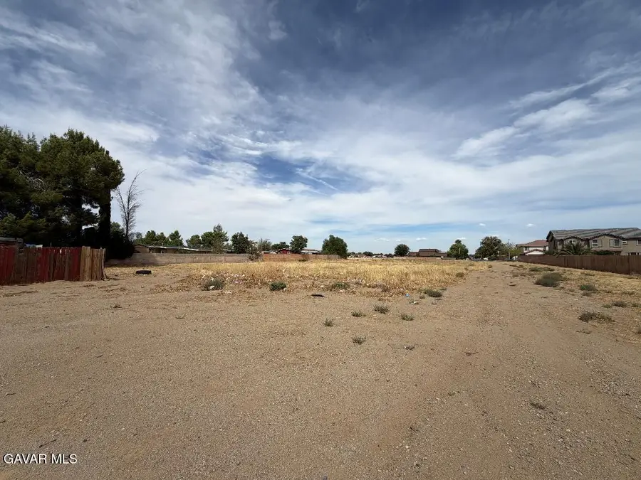 12th Ste Vic Avenue Q11 Ste, Palmdale, CA 93550 - #2