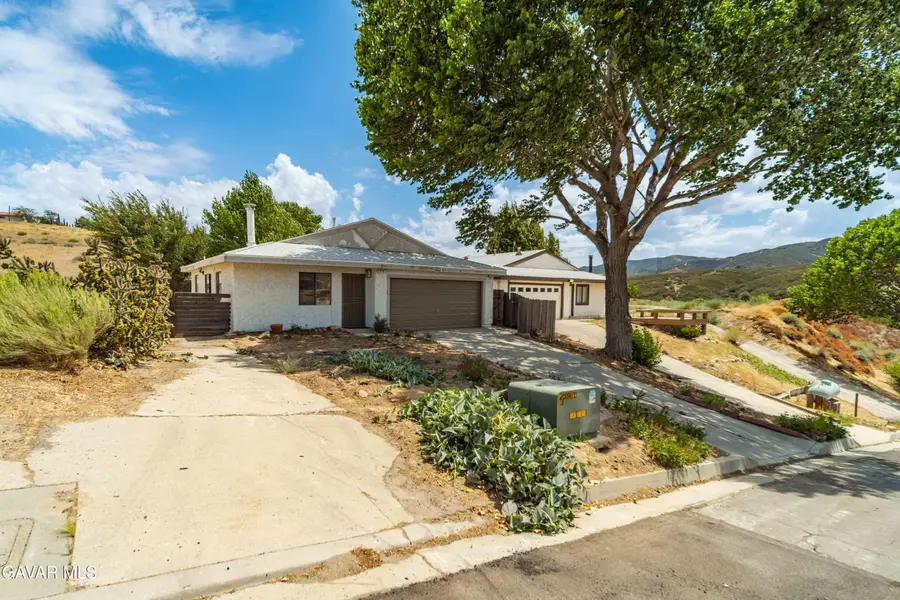 42534 Beaverbrook Drive, Elizabeth Lake, CA 93532 - #3