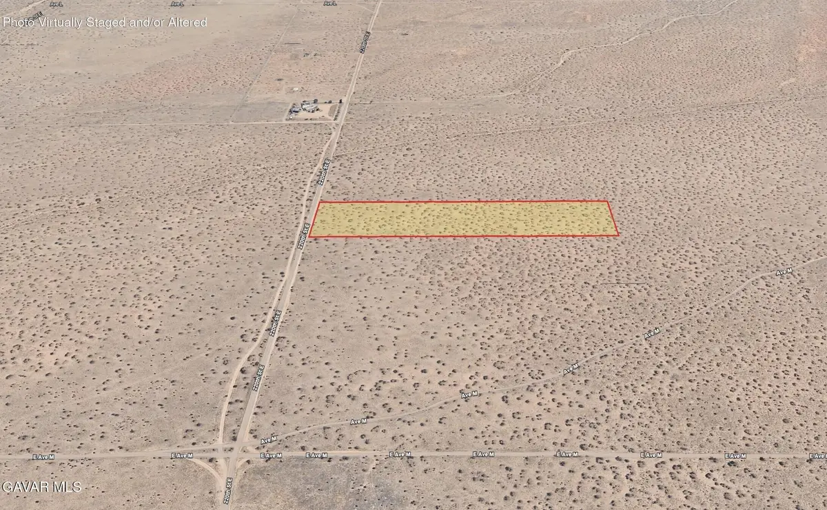 220th St E, Lancaster, CA 93535 - #1