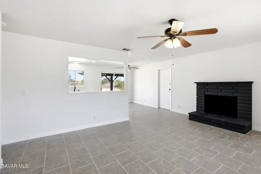 40985 E 163rd Street, Lancaster, CA 93535 - #3